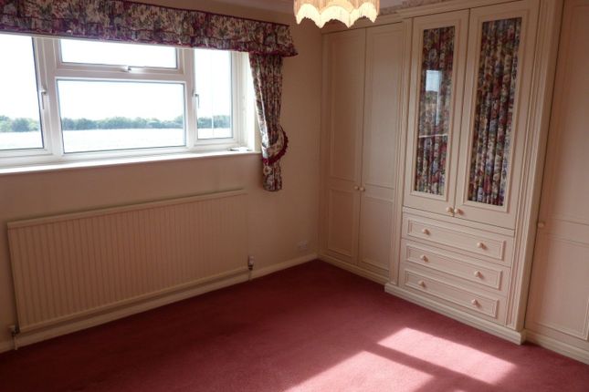 15 Sandwich Road, Ramsgate photo 5