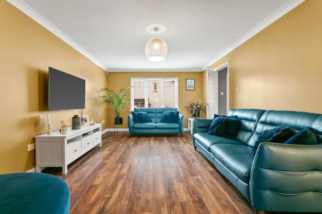 14, Attlee Road, Glasgow photo 2