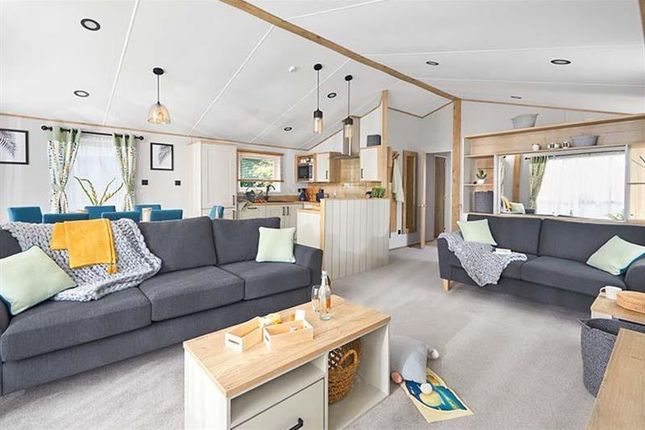 Thumbnail Lodge for sale in Hendra Croft, Newquay