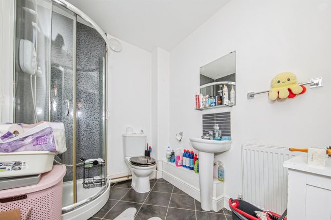 17, Hawes Street, Ipswich photo 3