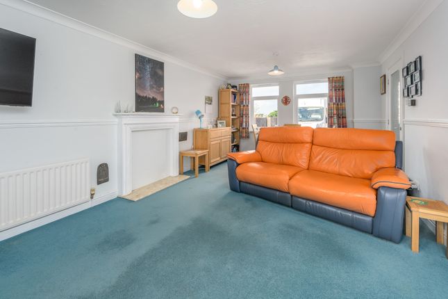 1 Sycamore Court, Morpeth photo 4