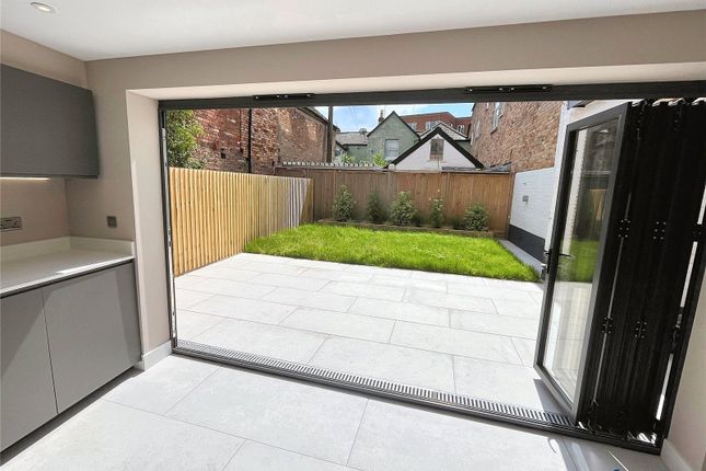 35, Chalice Close, Poole photo 3