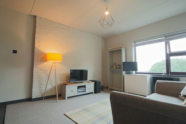 33 Goodeve Park, Bristol photo 4