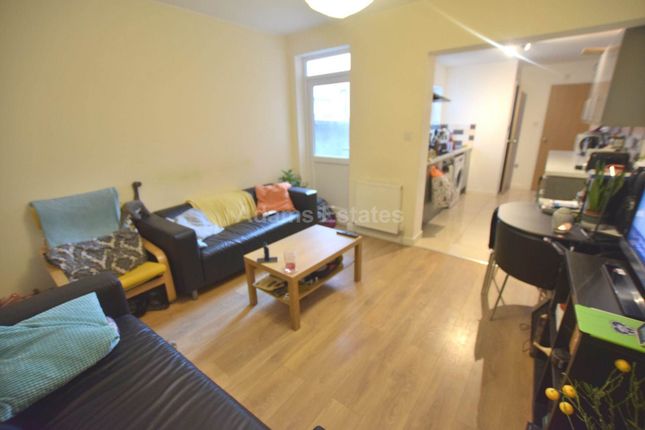 18, Orts Road, Reading photo 2