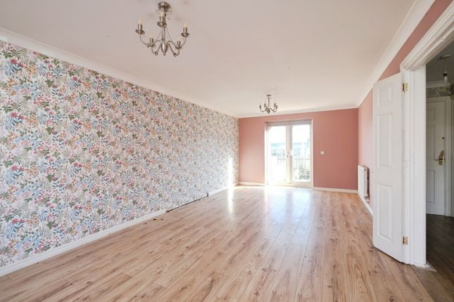 15, Tir Yr Yspyty, Llanelli photo 4