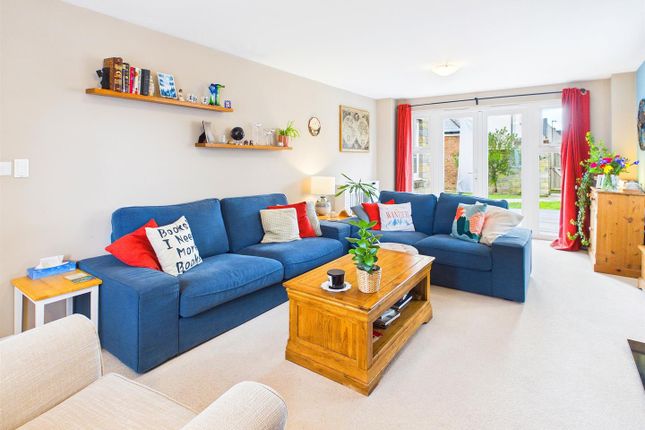 17, Merton Green, Caldicot photo 2