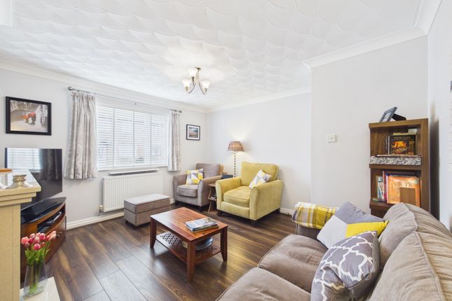 15 Almond Court, Liverpool photo 4