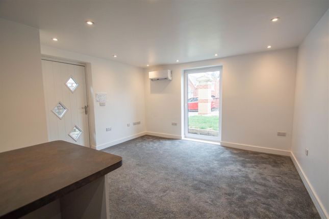Flat 1, 7, Station Road, Haverhill photo 4