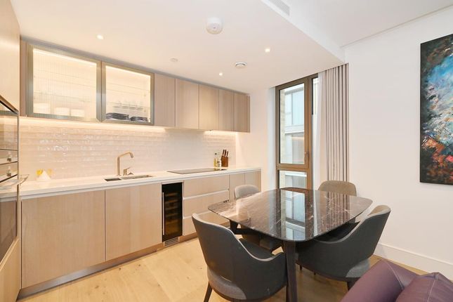 Flat for sale in Radley House, Prince Of Wales Drive, Battersea