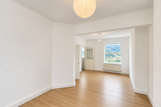 13 Upper Adare Street, Bridgend photo 3