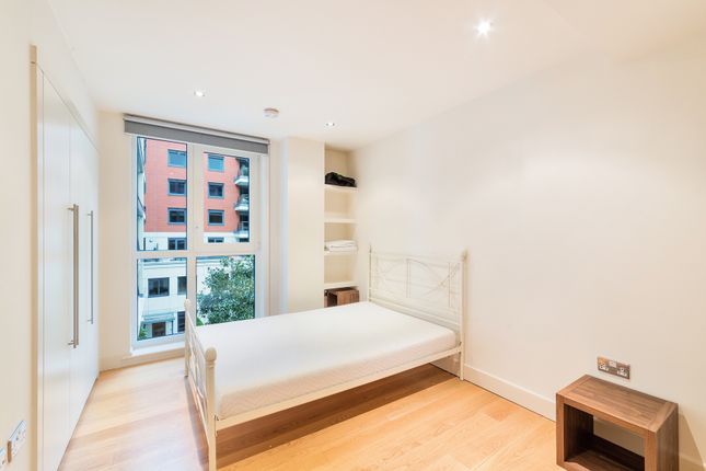 Flat for sale in Lensbury Avenue, Fulham, London