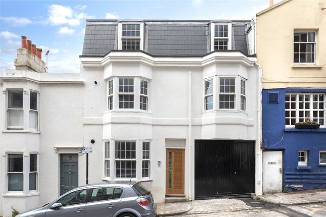Thumbnail Flat for sale in Regent Hill, Brighton, East Sussex