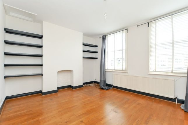 Thumbnail Terraced house to rent in Oldfield Road, London