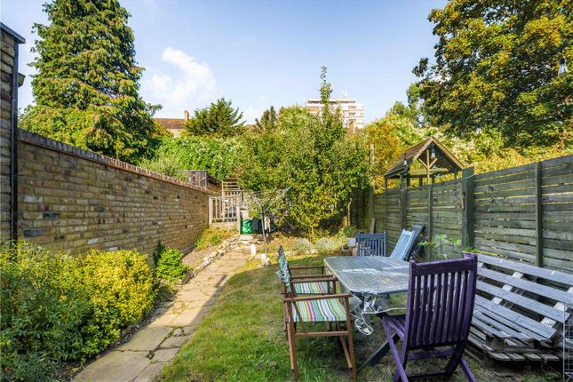63A, Lucas Street, London photo 3