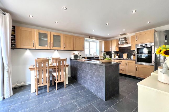 Detached house for sale in Palmer Road, Faringdon