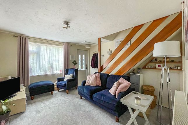 78 Sevenfields, Swindon photo 3