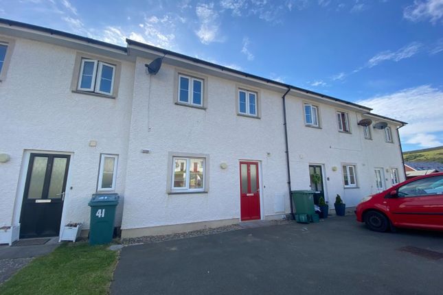 3 Bedroom Terraced For Rent