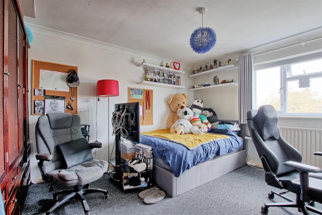 Bedroom 2.Jpg