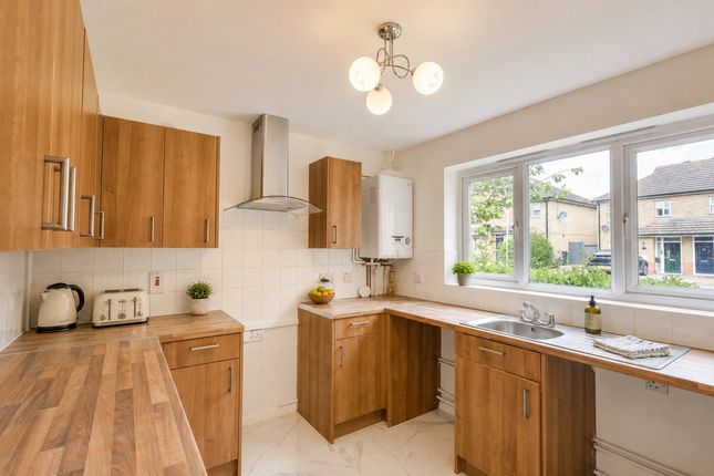5, Dobsons Close, Rayleigh photo 3