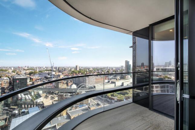 Principle Tower, Shoreditch High St, London photo 3