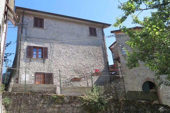 Thumbnail Town house for sale in Massa-Carrara, Fosdinovo, Italy