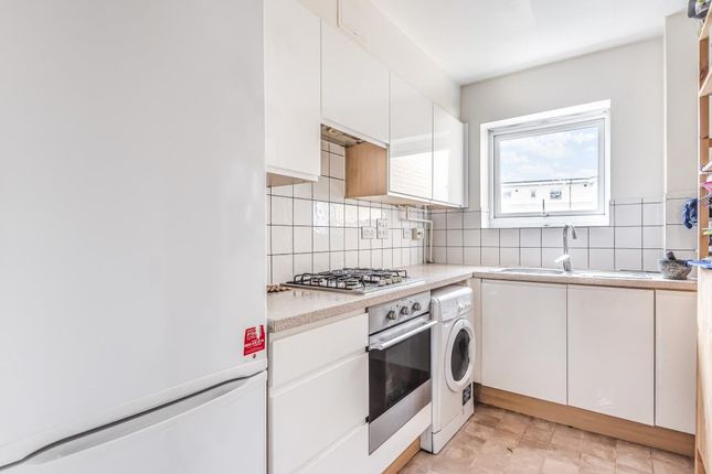 Flat for sale in Reading, Berkshire