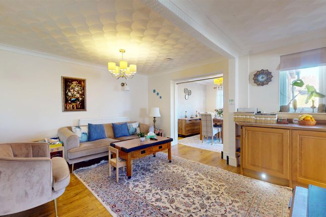 6, Arlington Court, Milton Keynes photo 4