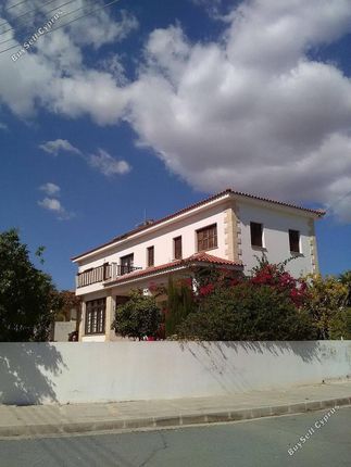 Detached house for sale in Episkopi Lemesou, Limassol, Cyprus