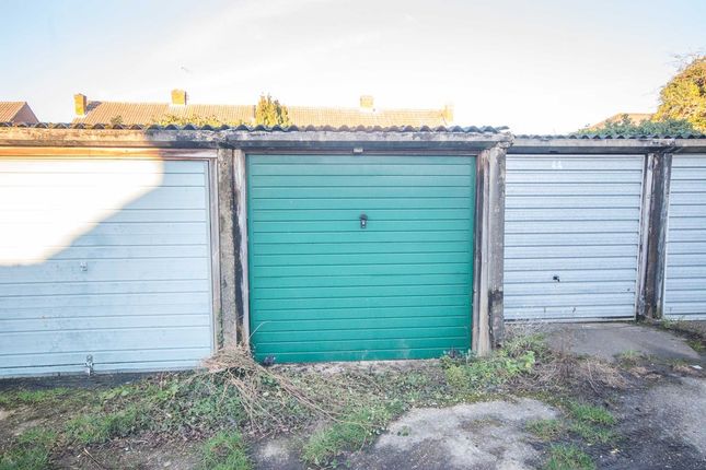 Gloucester Avenue Moulsham Lodge Chelmsford Cm2 Parking