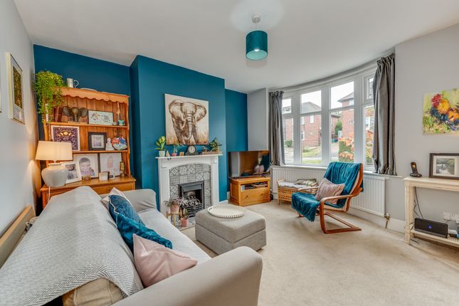 51 Hollythorpe Road, Sheffield photo 4