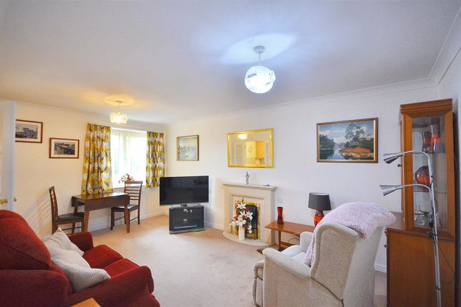 21 Joules Court, Crown Street, Stone photo 2