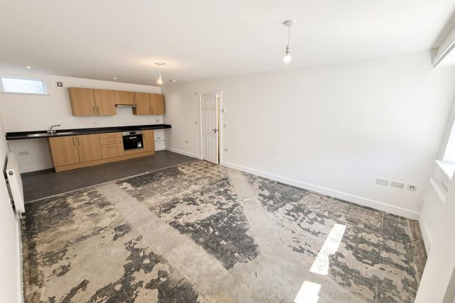 41B, Budworth Walk, Wilmslow photo 2