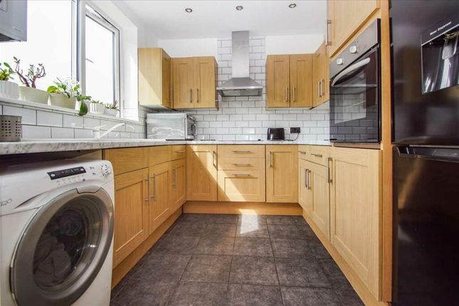 End terrace house for sale in Rokesby Road, Slough