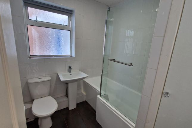 3, West Moor Court, Newcastle Upon Tyne photo 2