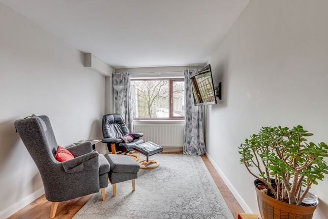 31 Water Lane, Alfreton photo 4