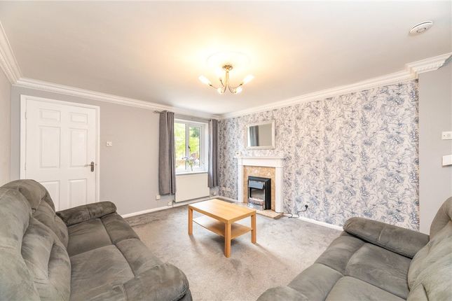 4, Woodbridge Close, Wakefield photo 2