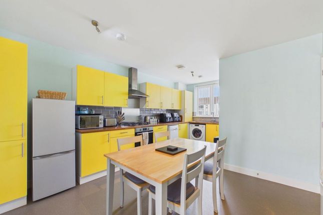 8, Rohilla Close, Whitby photo 2