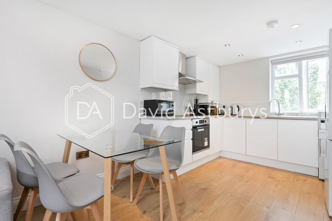 Thumbnail Flat to rent in Queens Avenue, Muswell Hill, London