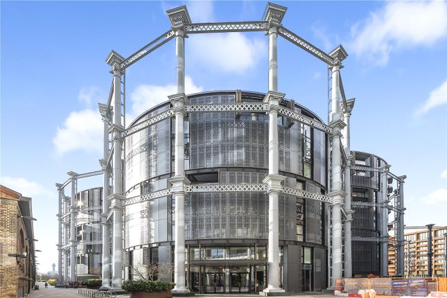 1-bed flat on Lewis Cubitt Square, London, £900,000