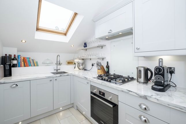 25-Wells-Place-00...