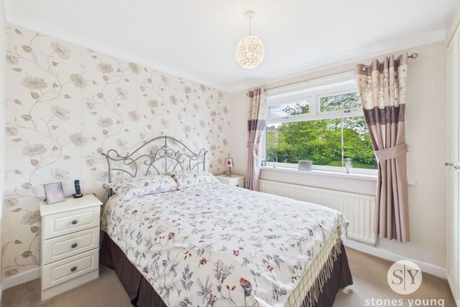 9 Dalby Lea, Blackburn photo 4