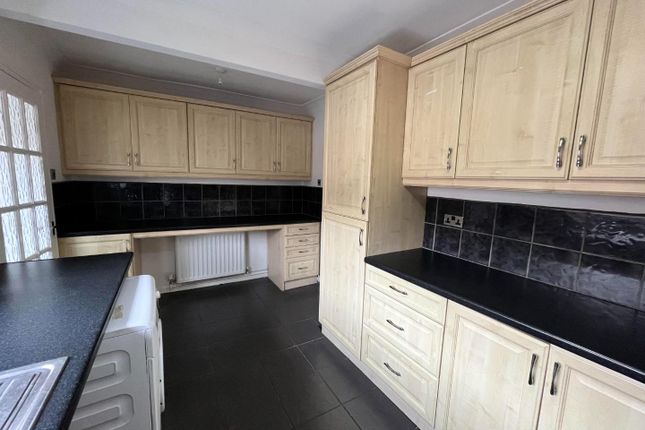 End terrace house for sale in Dale Road North, Darley Dale, Matlock