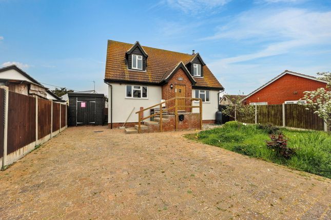 53, Fern Way, Clacton-on-sea photo 3