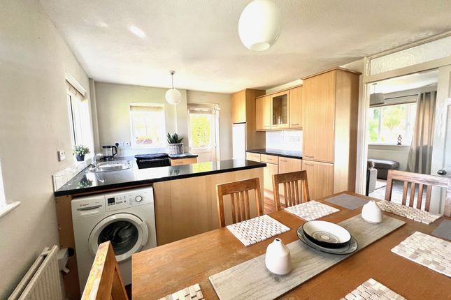 28, Lowertown Close, Saltash photo 2