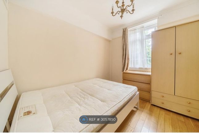 Flat, Townshend Court Townshend Road, London photo 4