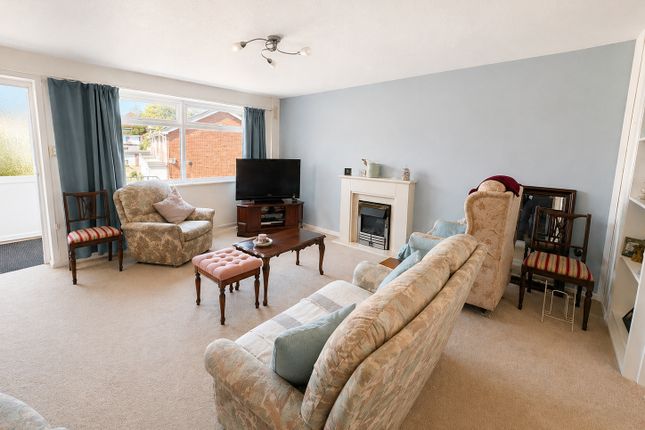 55, Brambley Crescent, Kent photo 2