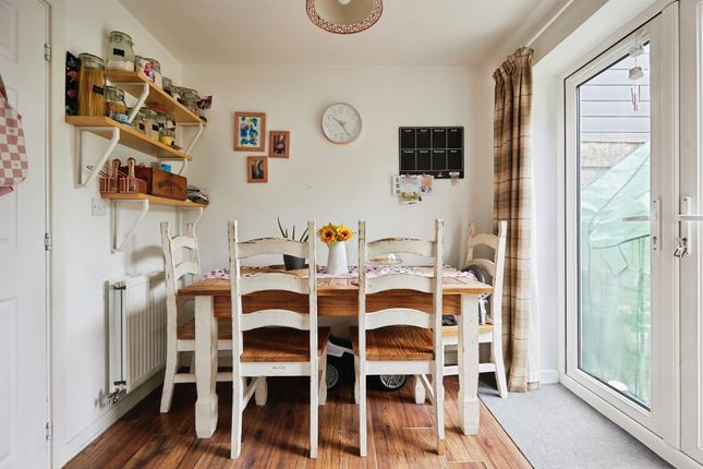 35, Snowdrop Wynde, Shaftesbury photo 4