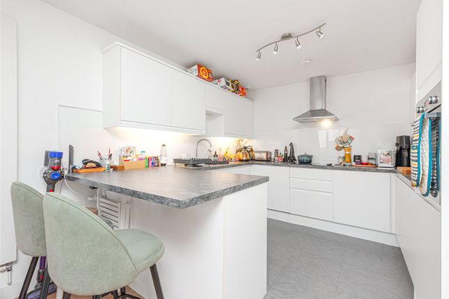 26, Primezone Mews, London photo 3