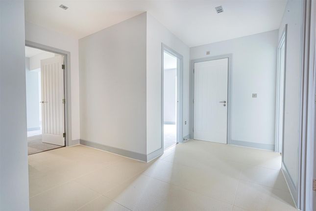 1, Rowan Lane, Corsham photo 3