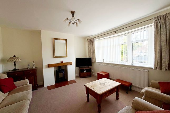 37, Offa Drive, Kenilworth photo 2